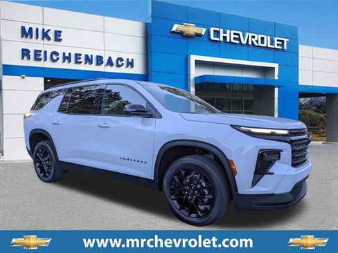 New 2026 Chevrolet Traverse LT w/ Midnight/Sport Edition image 1