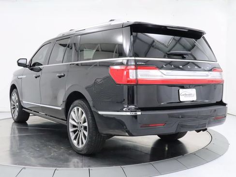 Used 2020 Lincoln Navigator L Reserve w/ Luxury Package AWD/4WD image 3