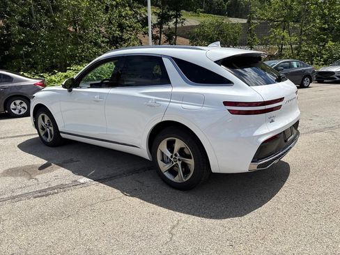New 2026 Genesis GV70 2.5T AWD/4WD image 3