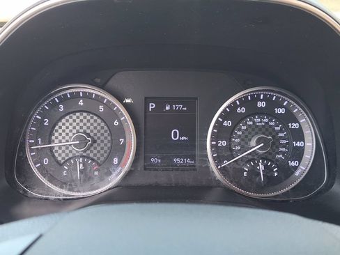 Used 2019 Hyundai Elantra Value Edition FWD image 11