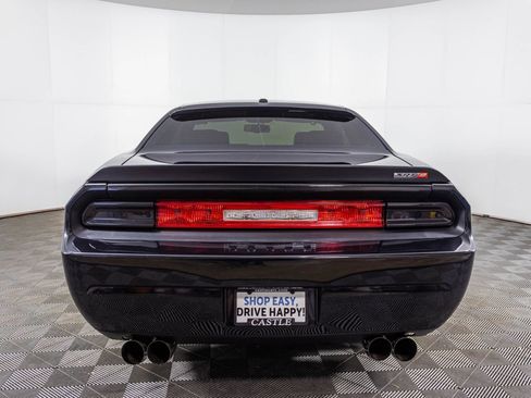 Used 2009 Dodge Challenger SRT8 w/ SRT Option Group II image 19
