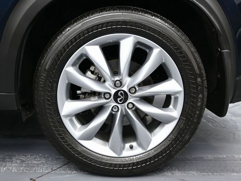 Used 2022 INFINITI QX50 Essential image 13