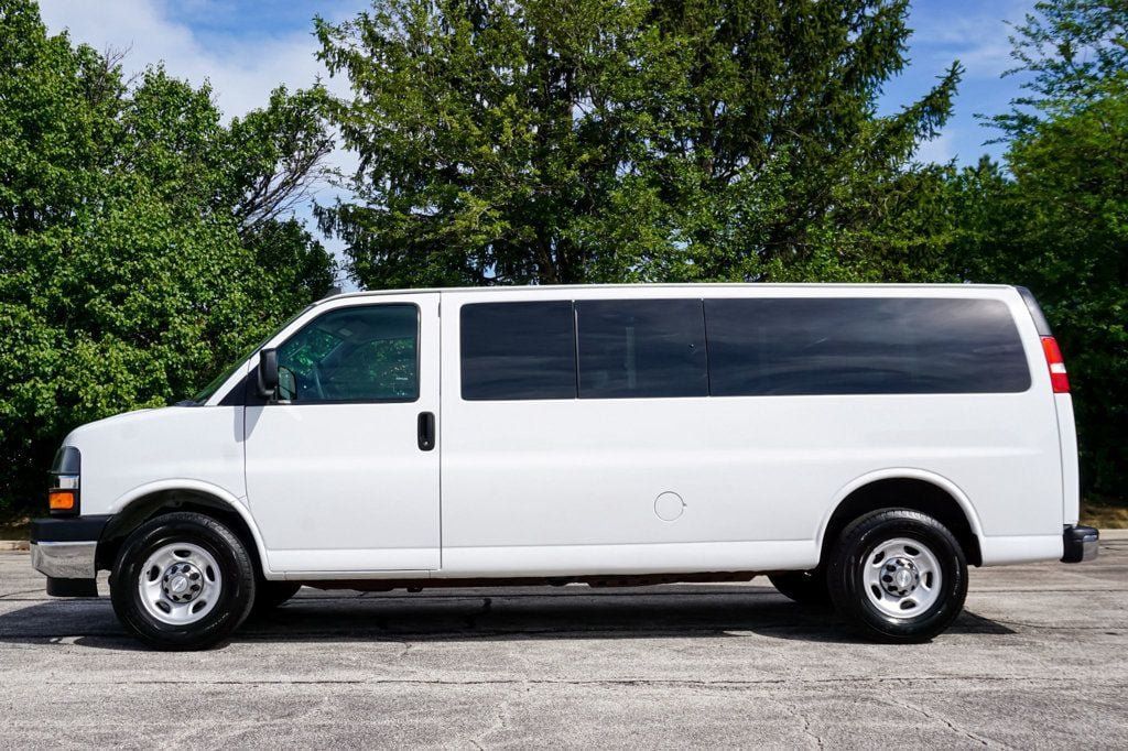 Used 2017 Chevrolet Express 3500 LT w/ LT Preferred Equipment Group RWD image 17