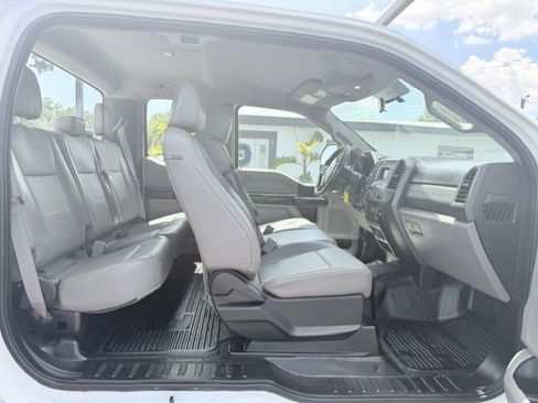 Used 2018 Ford F250 XL w/ Power Equipment Group RWD image 21