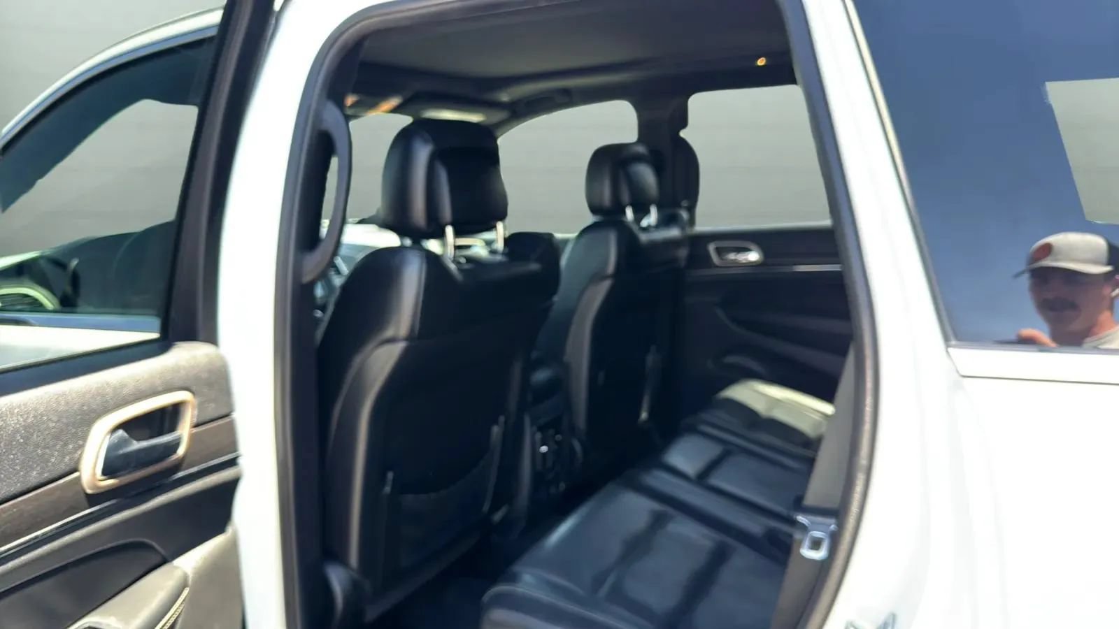 Used 2017 Jeep Grand Cherokee Limited w/ Luxury Group II RWD image 24