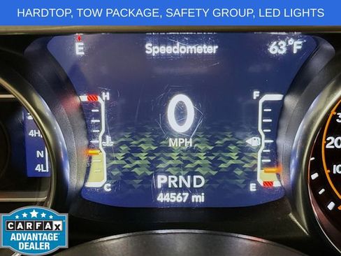 Used 2021 Jeep Wrangler Unlimited Sahara w/ LED Lighting Group AWD/4WD image 12