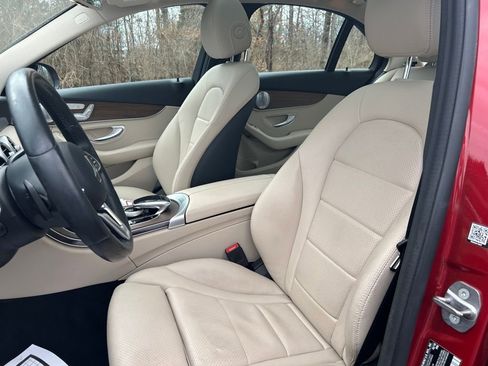 Used 2019 Mercedes-Benz C 300 4MATIC Sedan image 20
