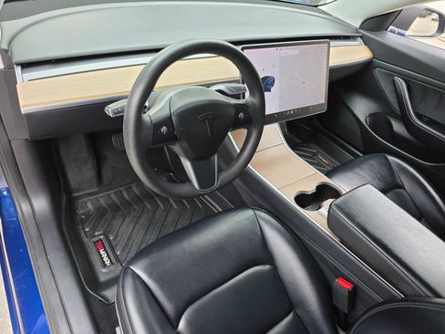 Used 2020 Tesla Model 3 Standard Range Plus RWD image 17