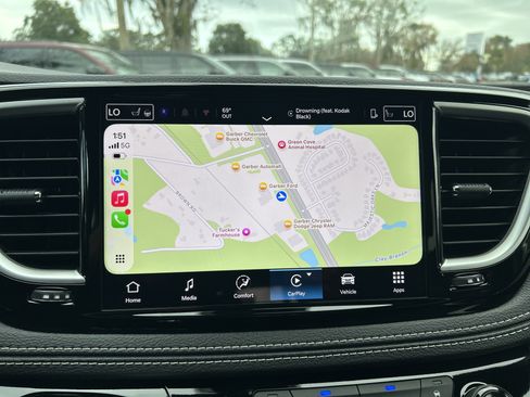 New 2026 Chrysler Pacifica Select w/ S Appearance Package image 29