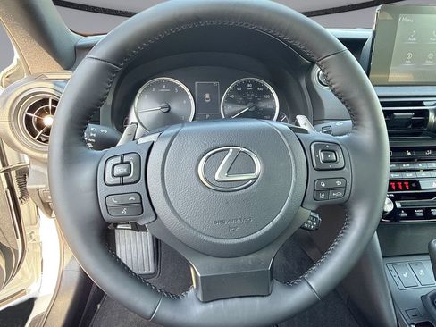 Used 2025 Lexus IS 350 F Sport RWD image 21