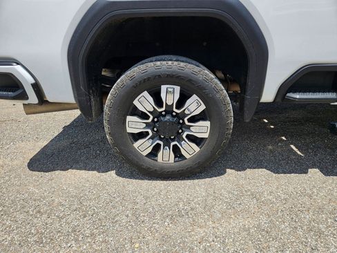Used 2025 GMC Sierra 2500 Denali w/ Denali Reserve Package AWD/4WD image 29