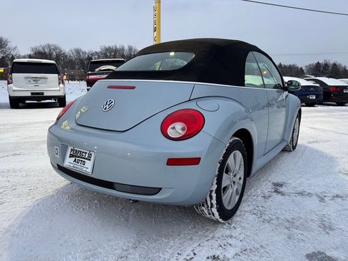 Used 2009 Volkswagen Beetle S image 5