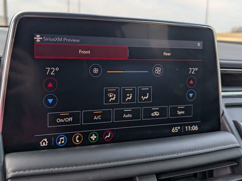 Used 2021 Chevrolet Tahoe LT w/ Luxury Package image 18