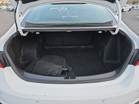 Used 2024 Chevrolet Malibu LT image 33