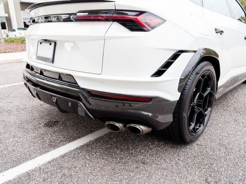 Used 2024 Lamborghini Urus Performante image 15