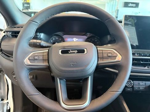 New 2026 Jeep Compass Latitude AWD/4WD image 12