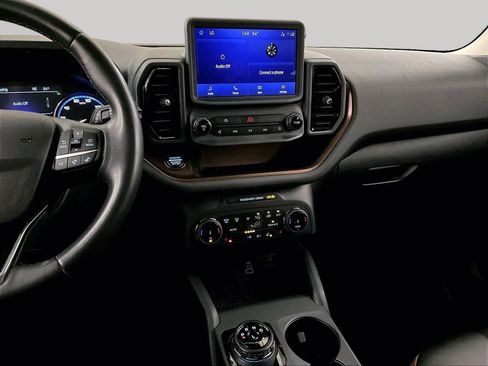 Used 2024 Ford Bronco Sport Outer Banks image 6
