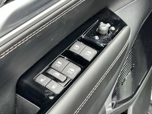 New 2026 Jeep Grand Wagoneer Limited w/ Premium Group II image 22