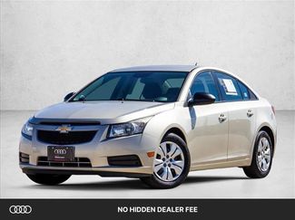 Used 2013 Chevrolet Cruze LS FWD video 1