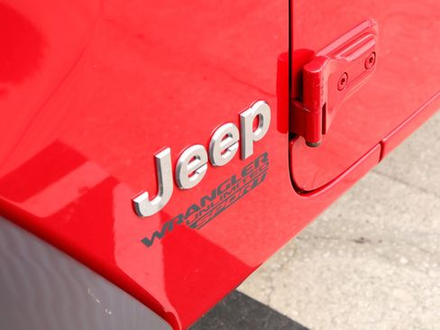 Used 2020 Jeep Wrangler Unlimited Sport image 13