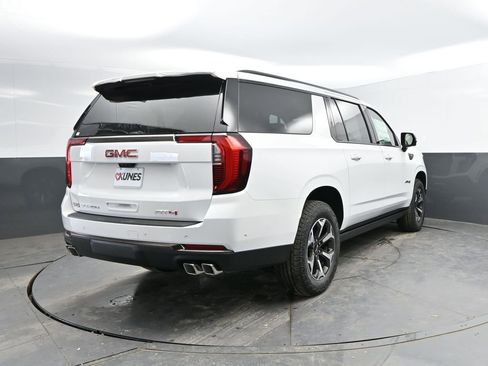 New 2026 GMC Yukon XL AT4 Ultimate w/ LPO, Floor Liner Package AWD/4WD image 7