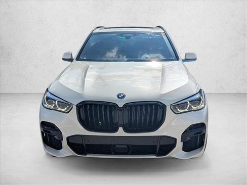 Used 2023 BMW X5 xDrive45e w/ Executive Package AWD/4WD image 2