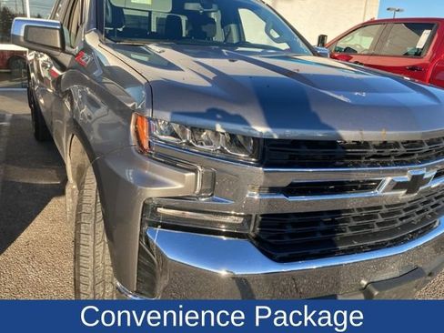 Used 2021 Chevrolet Silverado 1500 LT image 2