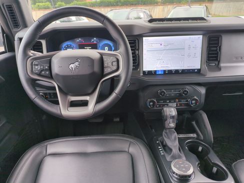 Used 2025 Ford Bronco Badlands AWD/4WD image 31