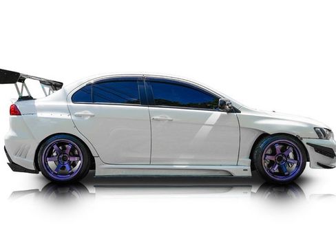 Used 2013 Mitsubishi Lancer Evolution GSR AWD/4WD image 2