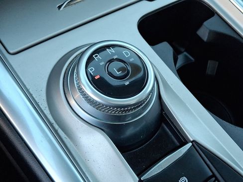 Certified 2022 Ford Explorer XLT w/ Equipment Group 202A image 17