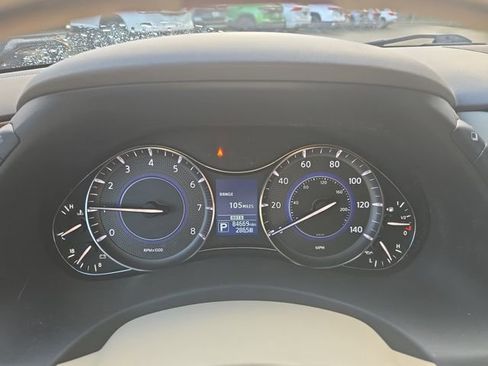 Used 2016 INFINITI QX80 4WD w/ Deluxe Technology Package image 9