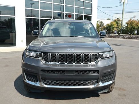 Certified 2023 Jeep Grand Cherokee L Laredo RWD image 2
