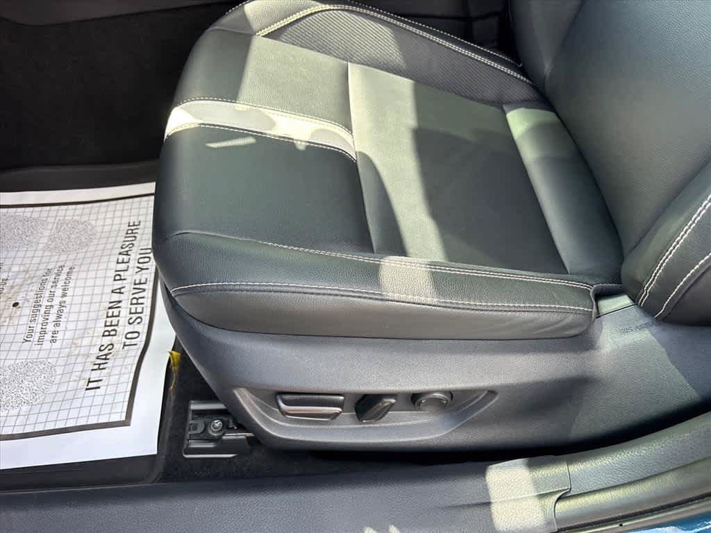 Used 2025 Toyota Camry SE w/ Multimedia Upgrade Package FWD image 23