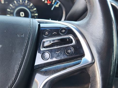 Used 2020 Cadillac Escalade Platinum image 30