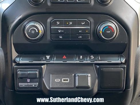Used 2020 Chevrolet Silverado 2500 LT w/ Z71 Off-Road Package AWD/4WD image 36