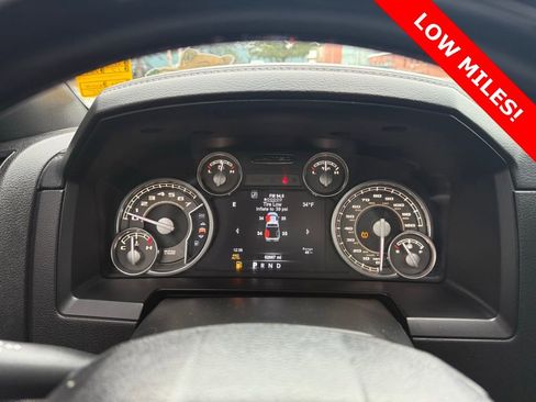 Used 2017 RAM 1500 Limited image 25