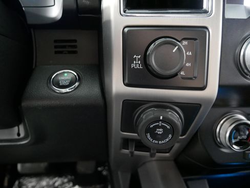 Used 2020 Ford F150 Platinum w/ Equipment Group 701A Luxury image 32