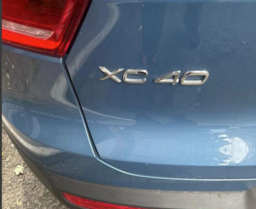 Used 2024 Volvo XC40 Recharge Ultimate w/ Protection Package Premier RWD image 9