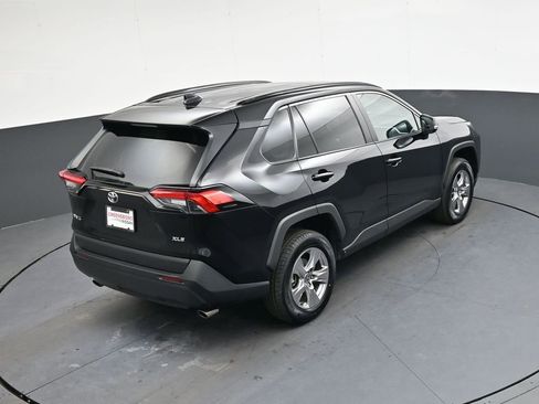 Used 2023 Toyota RAV4 XLE image 28