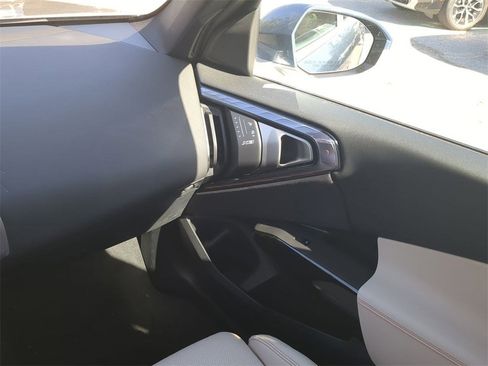 New 2026 BMW X3 xDrive30 w/ Premium Package image 17