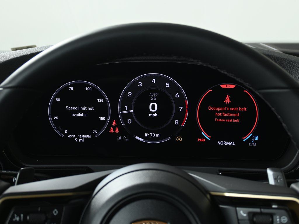 Used 2026 Porsche Cayenne Coupe AWD/4WD image 20