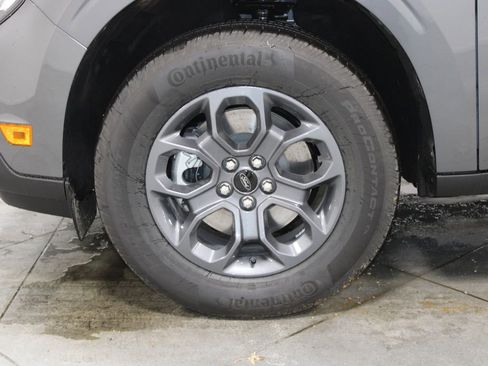 New 2026 Ford Maverick XLT w/ XLT Luxury Package FWD image 18