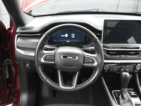 Used 2022 Jeep Compass High Altitude AWD/4WD image 27