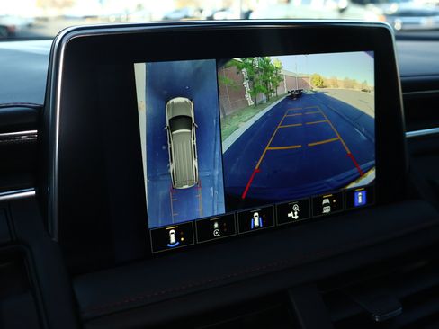 Used 2023 Chevrolet Tahoe RST w/ Luxury Package image 5