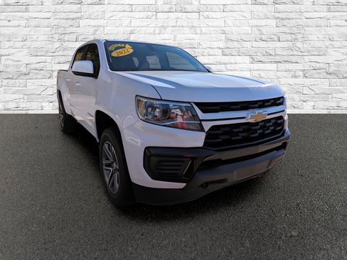 Used 2022 Chevrolet Colorado W/T w/ Custom Special Edition image 4