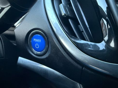 Used 2017 Chevrolet Volt Premier w/ Driver Confidence II Package image 30