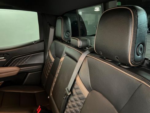 Used 2023 GMC Canyon Denali AWD/4WD image 20