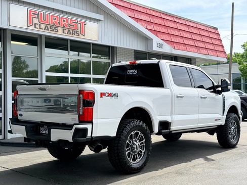 Used 2024 Ford F250 Limited w/ FX4 Off-Road Package image 3