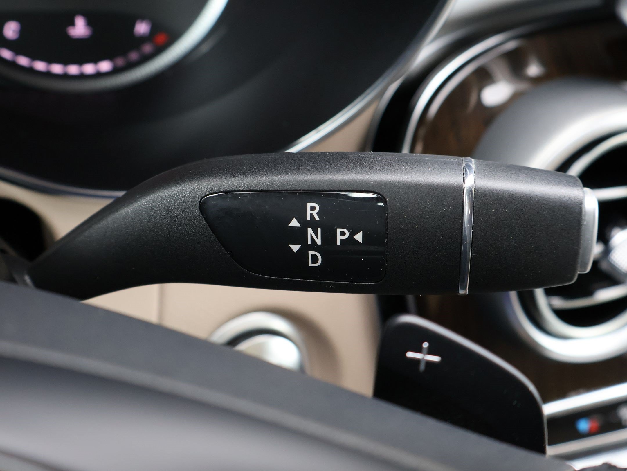 Used 2019 Mercedes-Benz GLC 300 4MATIC image 27