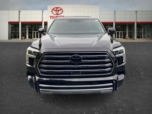 Used 2023 Toyota Sequoia Limited w/ Tow Technology Package AWD/4WD image 2